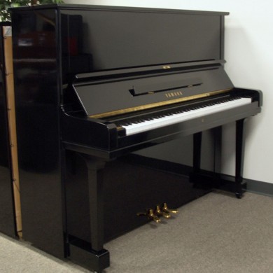 Yamaha U1