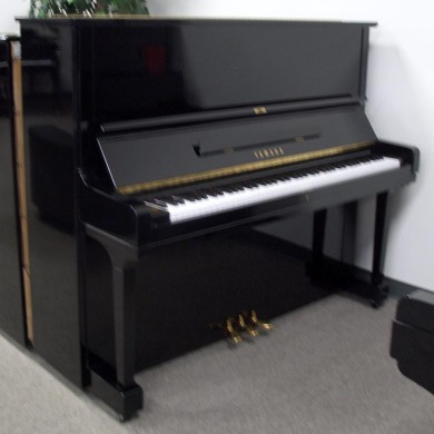 Yamaha U-3